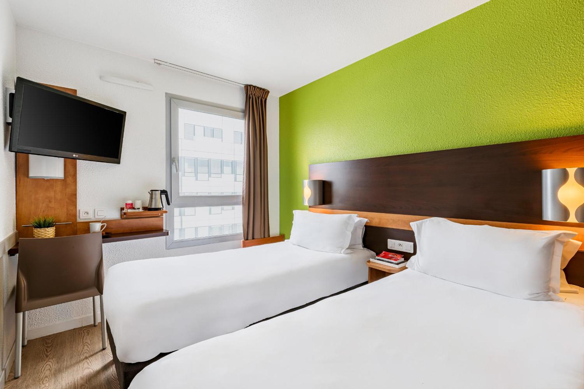 พรีมิเย คลาส ลียง ซองทร์ การ์ฺ ปาร์ตดิเยอ โฮเทล Hotel ภายนอก รูปภาพ
